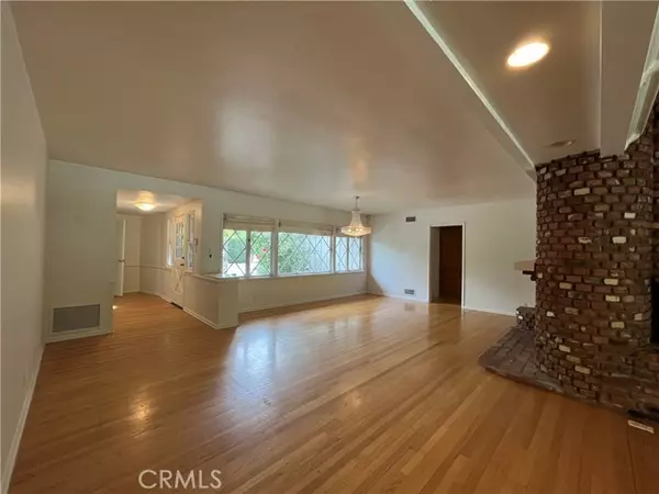 Encino (los Angeles), CA 91436,4539 Hayvenhurst Avenue