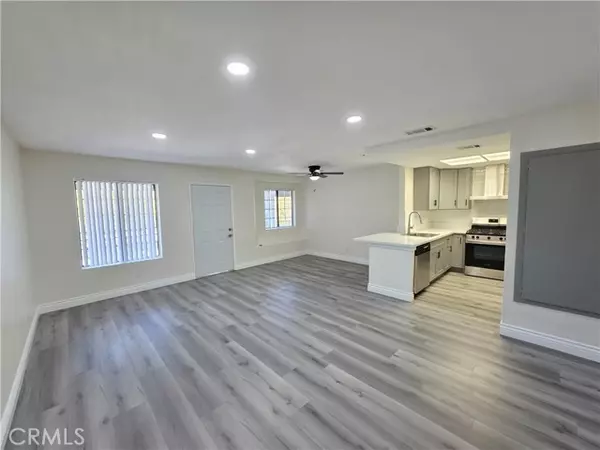 44036 25th #B7, Lancaster, CA 93536