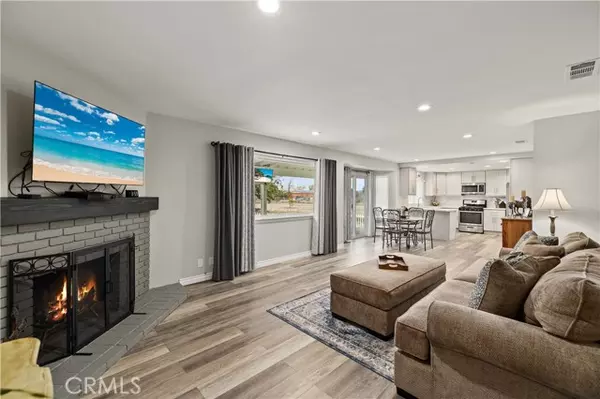 Lake Los Angeles, CA 93591,40305 174th Street East