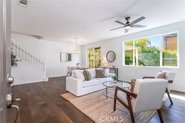 Saugus (santa Clarita), CA 91350,19336 Opal Lane