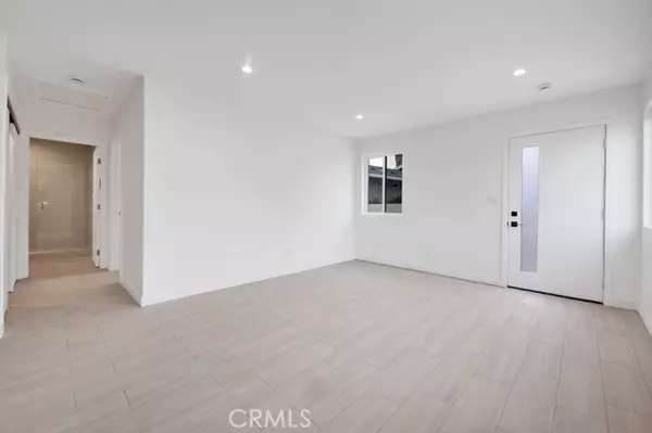 Woodland Hills (los Angeles), CA 91367,24314 W Friar Street