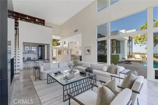 Beverly Hills, CA 90210,1436 Summitridge Drive