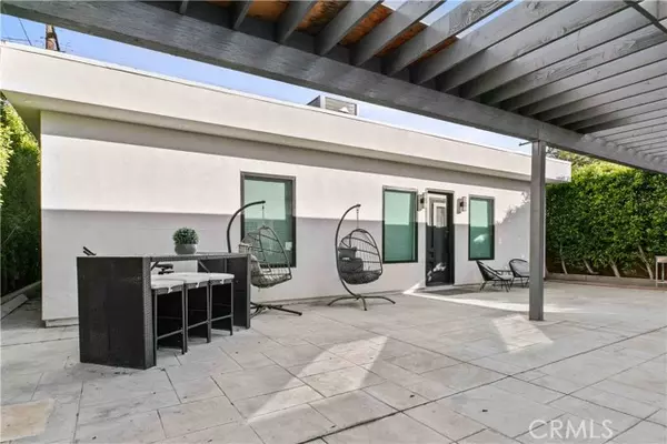 1918 N Maple, Burbank, CA 91505