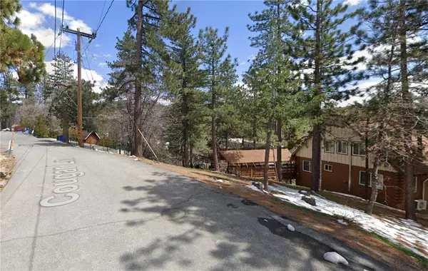 Running Springs, CA 92382,32729 Lupine Ln