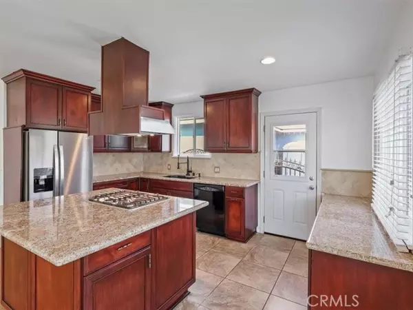 Canoga Park (los Angeles), CA 91304,7767 Independence Avenue