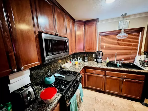 Saugus (santa Clarita), CA 91350,21945 Centurion