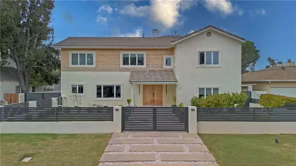 Valley Village, CA 91607,5439 Gentry Avenue