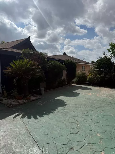 10900 Goss, Sun Valley (los Angeles), CA 91352