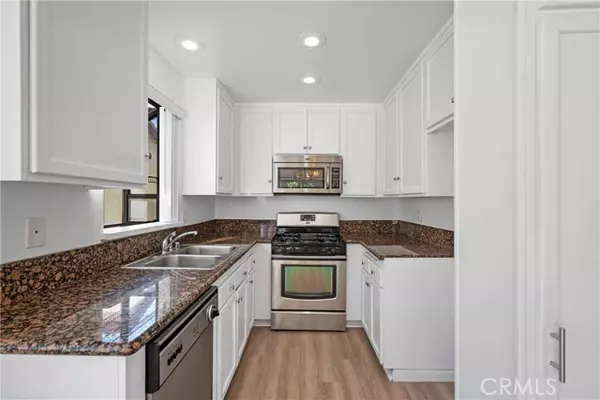 Canyon Country (santa Clarita), CA 91387,18119 Sundowner #976