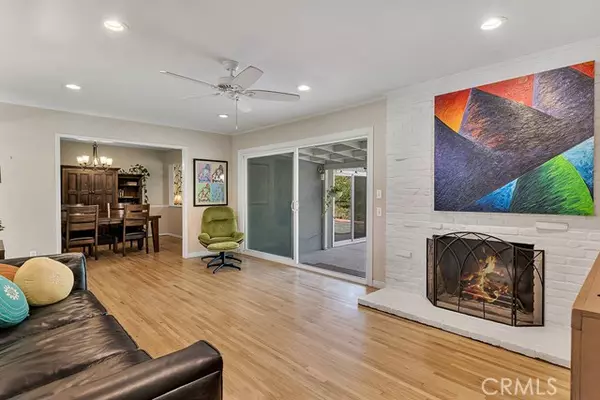 Canoga Park (los Angeles), CA 91304,21821 Napa Street