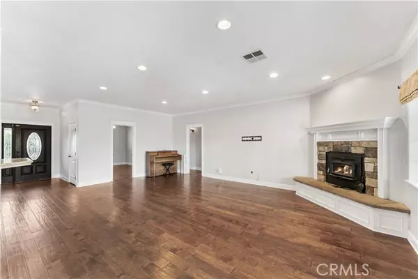 Tehachapi, CA 93561,23600 Dart Drive