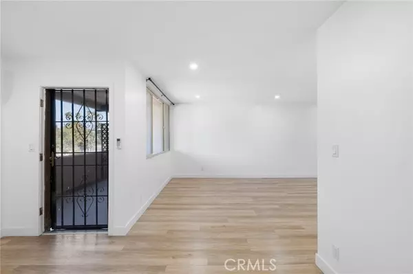 Encino (los Angeles), CA 91316,17000 Burbank Boulevard #101