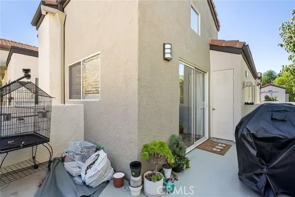 Newhall (santa Clarita), CA 91321,24496 Valle Del Oro #204