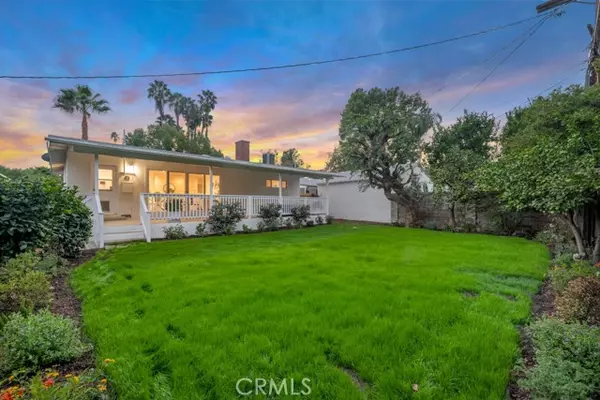 Woodland Hills (los Angeles), CA 91364,22051 San Miguel