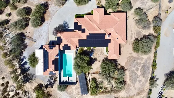 Oak Hills, CA 92344,10234 Clover Drive