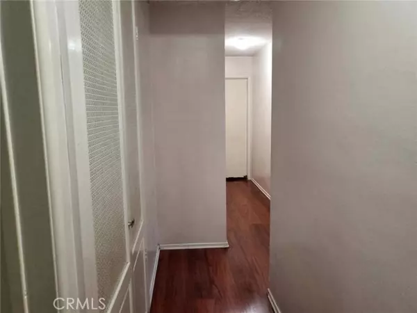 Panorama City (los Angeles), CA 91402,14125 Burton Street