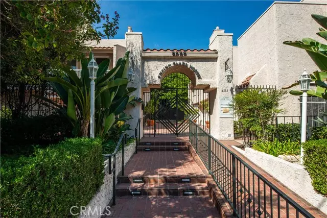 Encino (los Angeles), CA 91316,5333 Zelzah Avenue #102