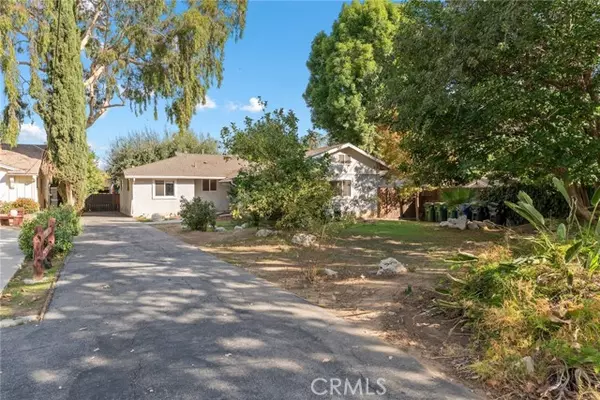 Woodland Hills (los Angeles), CA 91367,23143 Dolorosa