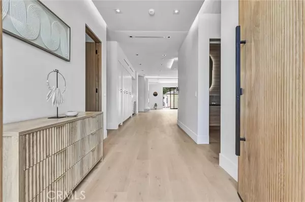 North Hollywood (los Angeles), CA 91606,6238 Babcock Avenue