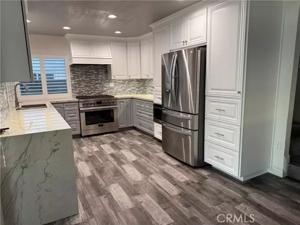 Valencia (santa Clarita), CA 91355,25639 Avenida Jolita