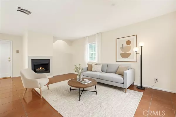 North Hills (los Angeles), CA 91343,15044 Nordhoff #1