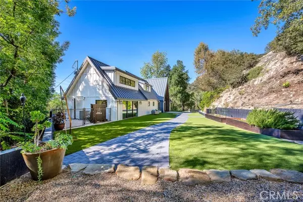 Calabasas, CA 91302,24301 Sylvan Glen