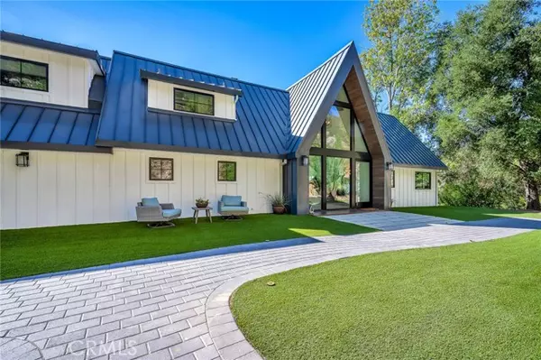 Calabasas, CA 91302,24301 Sylvan Glen