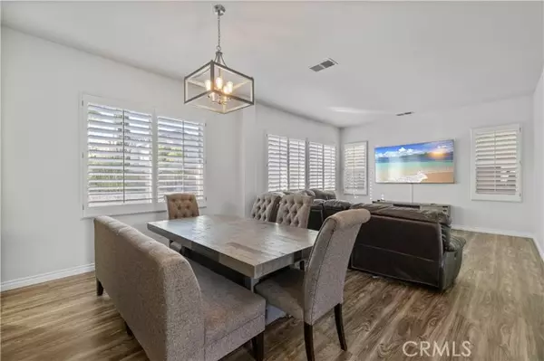 Saugus (santa Clarita), CA 91390,28251 Infinity