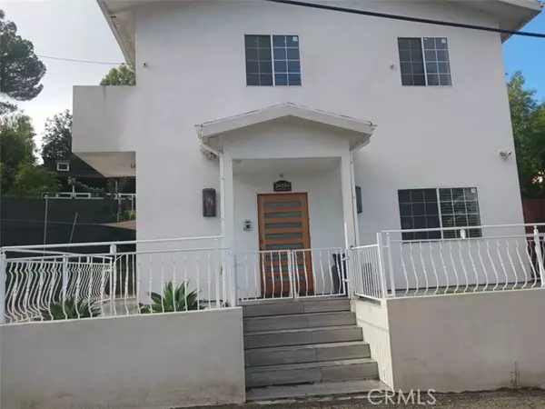 24334 CRESTLAWN Street, Woodland Hills (los Angeles), CA 91367