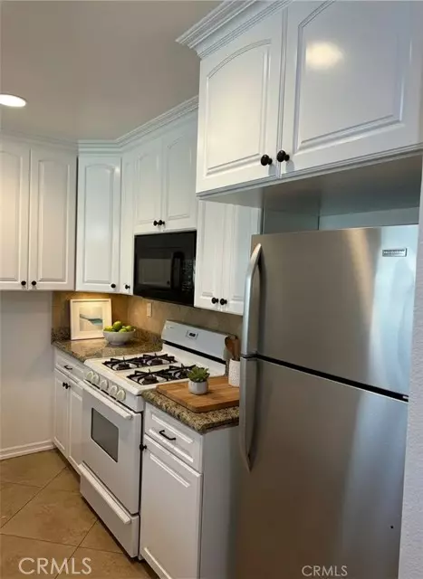 Canoga Park (los Angeles), CA 91303,7101 Farralone Avenue #135