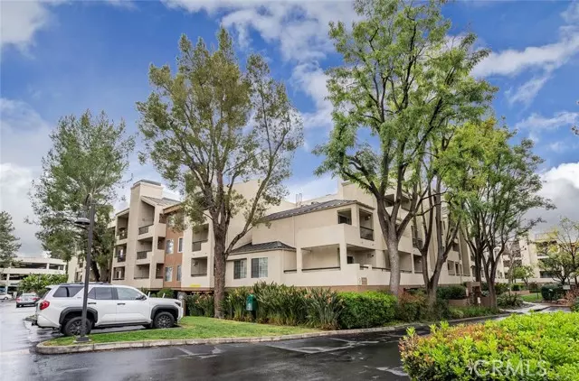 Woodland Hills (los Angeles), CA 91367,5540 Owensmouth Avenue #302