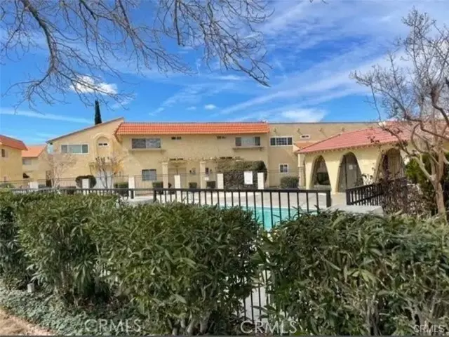 Lancaster, CA 93535,43621 Stanridge