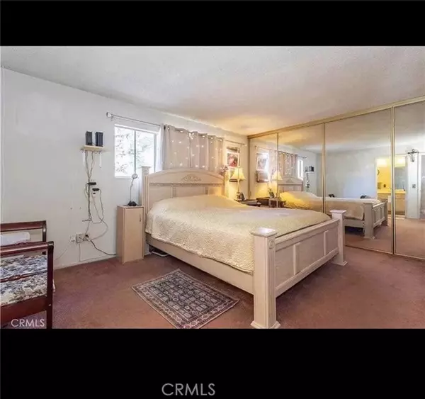 Lancaster, CA 93535,43621 Stanridge