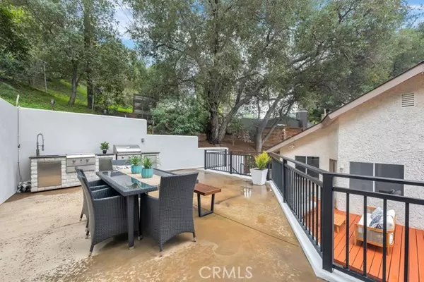 Woodland Hills (los Angeles), CA 91364,4384 Saltillo