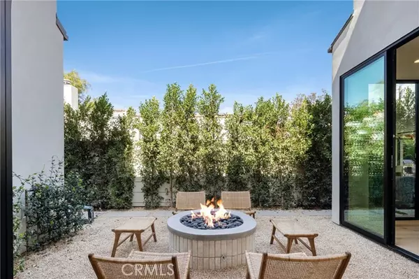 Studio City (los Angeles), CA 91604,4312 Camellia