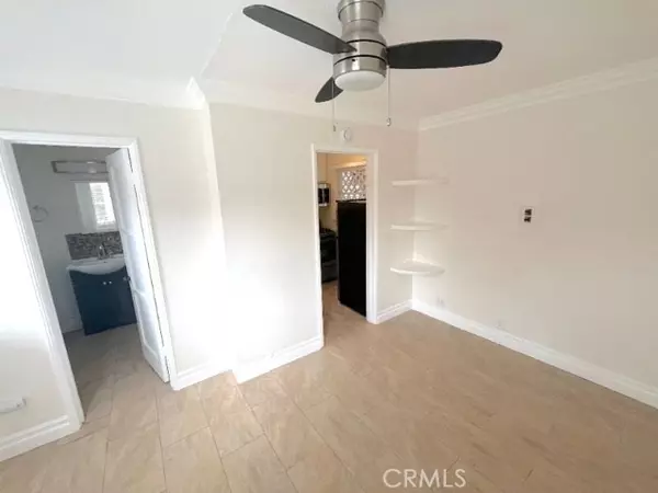 Laguna Beach, CA 92651,212 N Coast Hwy #14