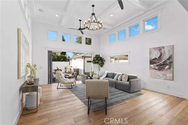 Sherman Oaks, CA 91423,12947 La Maida Street