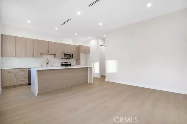 Granada Hills (los Angeles), CA 91344,17425 Los Alimos #17423