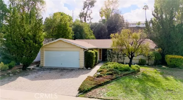 Woodland Hills (los Angeles), CA 91367,23524 Styles