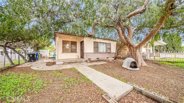 North Hollywood (los Angeles), CA 91605,7856 Lemp Avenue