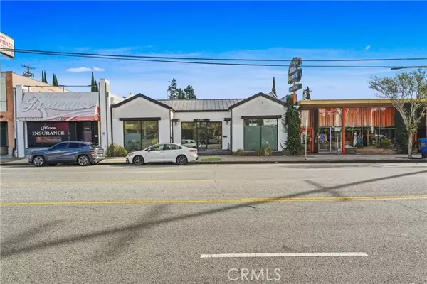 Valley Village, CA 91607,5310 Laurel Canyon