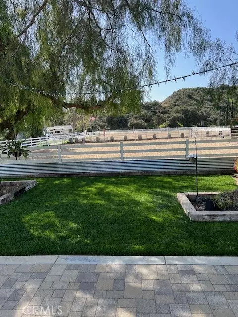 Saugus (santa Clarita), CA 91390,30076 Bouquet Canyon
