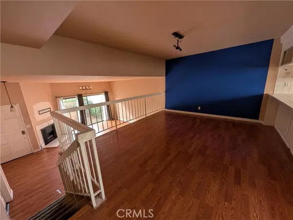 Tarzana (los Angeles), CA 91356,18403 Collins