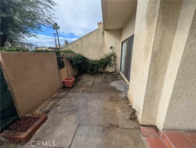 Tarzana (los Angeles), CA 91356,18403 Collins