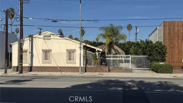 Van Nuys (los Angeles), CA 91411,15217 Burbank Boulevard