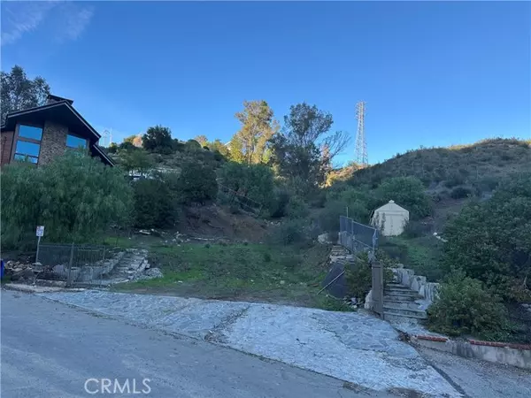 Agoura Hills, CA 91301,28923 Crags