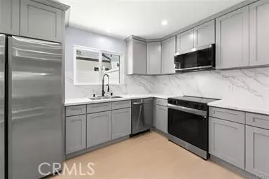 Winnetka (los Angeles), CA 91306,20239 Hartland St