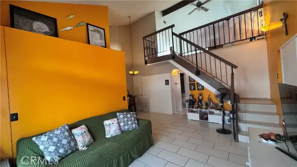 Canyon Country (santa Clarita), CA 91387,18193 Sundowner Way #816