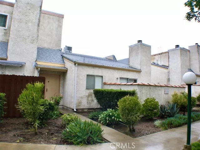 Canoga Park (los Angeles), CA 91304,21015 Gresham