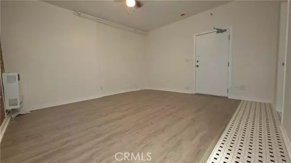 Los Angeles, CA 90026,3408 W Sunset #106